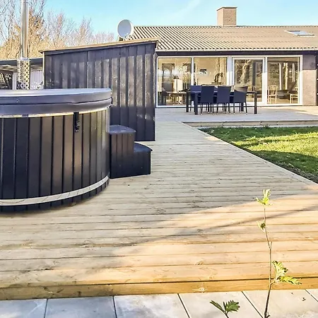 Сasa de vacaciones 3 Bedroom Lovely In Hurup Thy